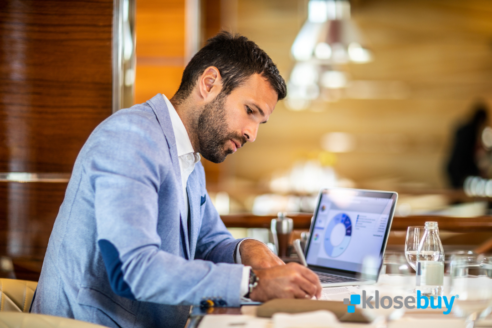 The Strategic Advantage of Quiet Days: Building Growth with Klosebuy